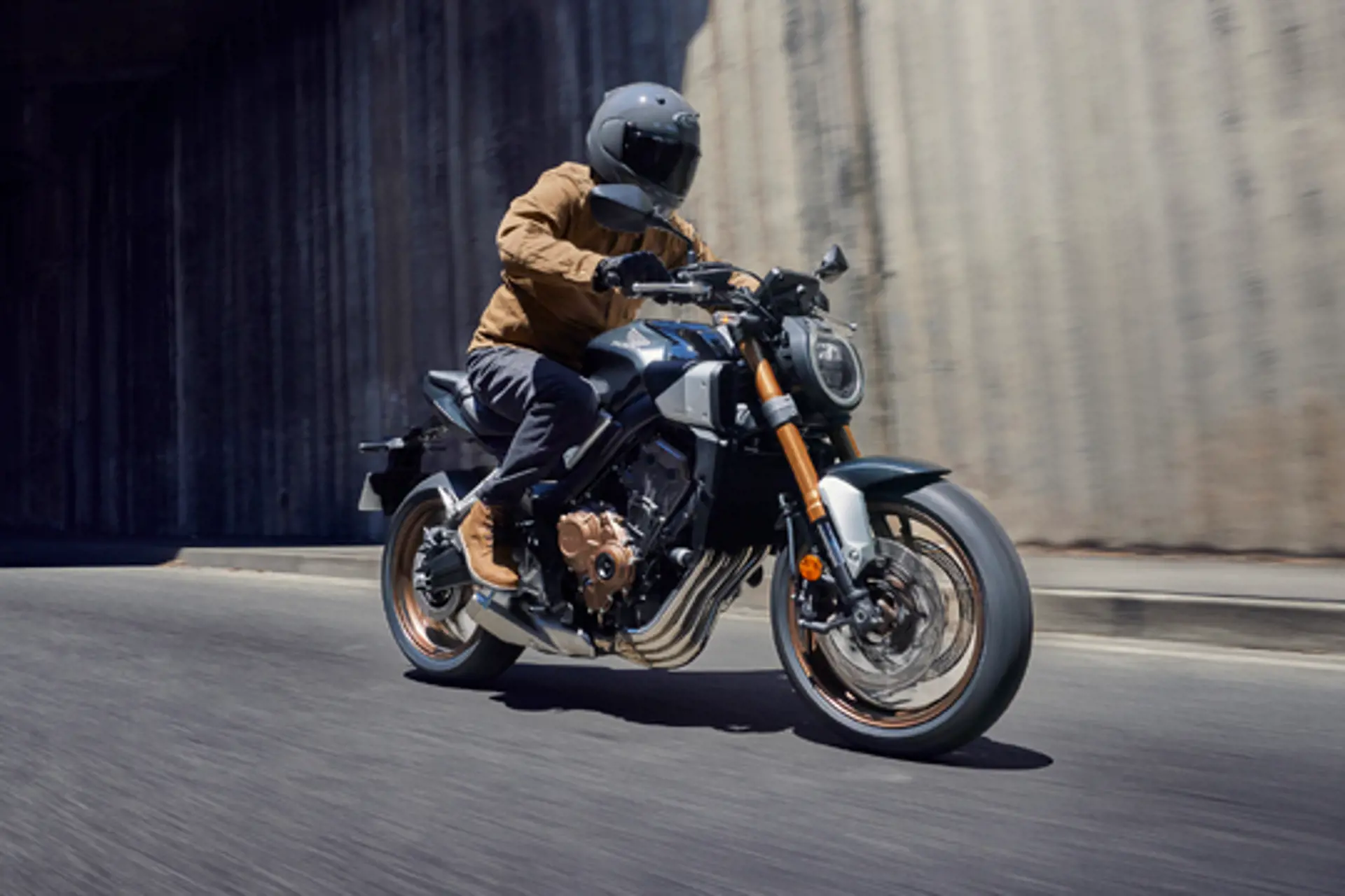 24YM CB650R LOCATION Dynamics 03 0166